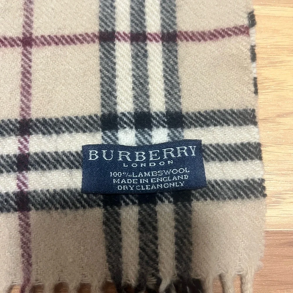 Burberry Classic Tan and Black Plaid Wool Scarf - Picture 2 of 2